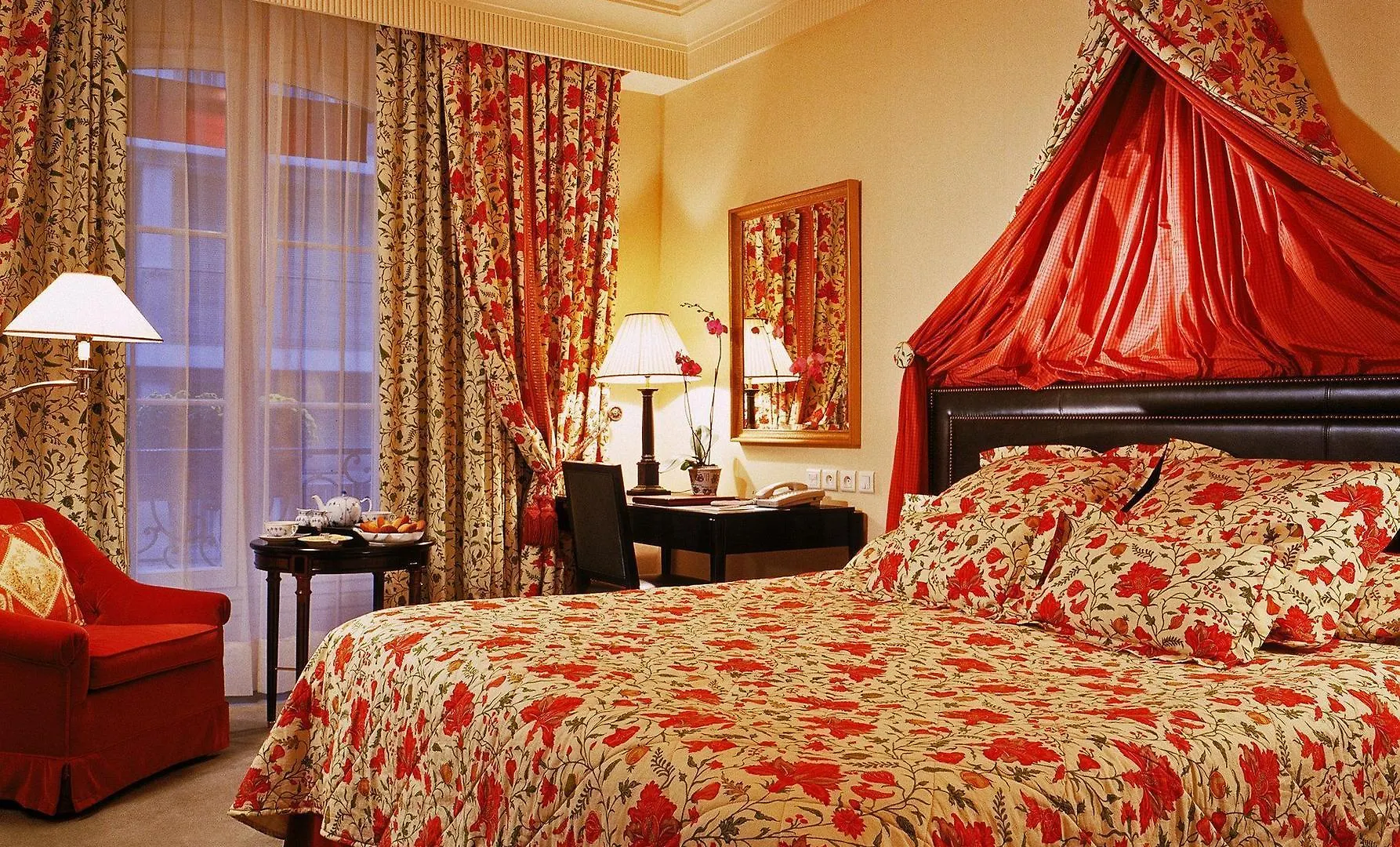 Hotel Francois 1er Parigi